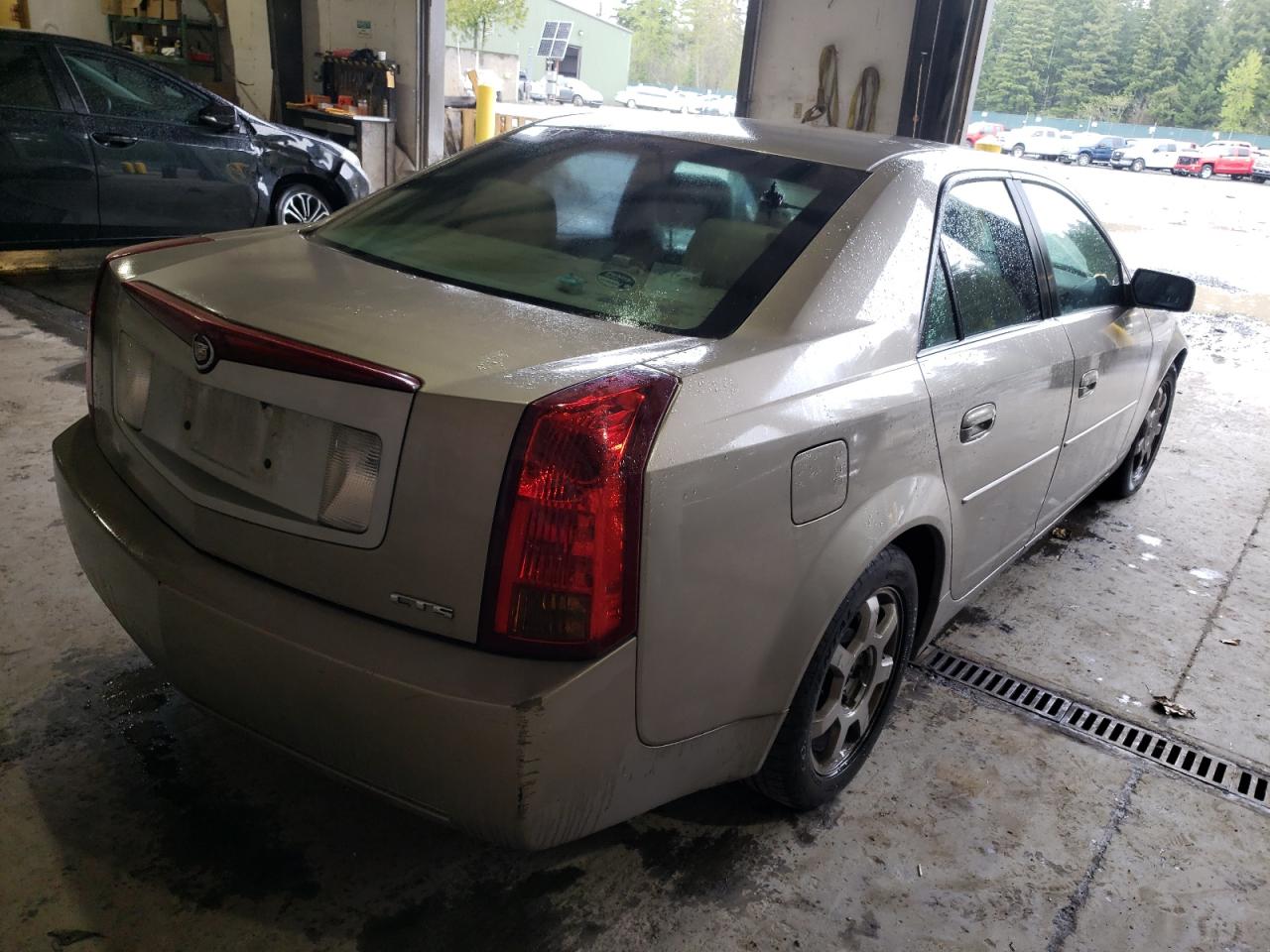 Photo 4 from auction – 2003 CADILLAC CTS with VIN 1G6DM57NX30136440