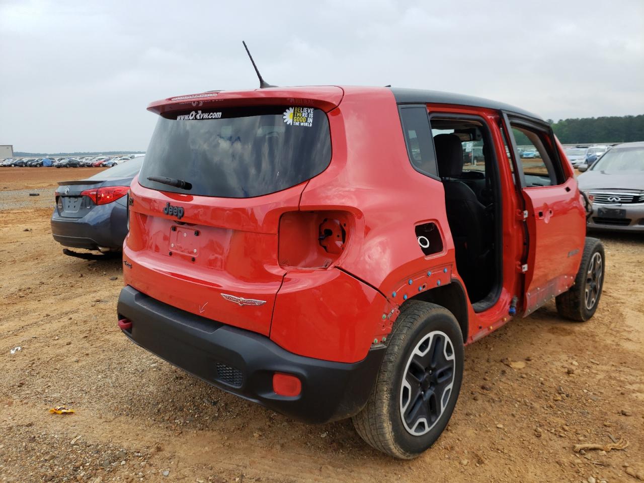 Photo 4 from auction – 2016 JEEP RENEGADE T with VIN ZACCJBCT3GPC93652