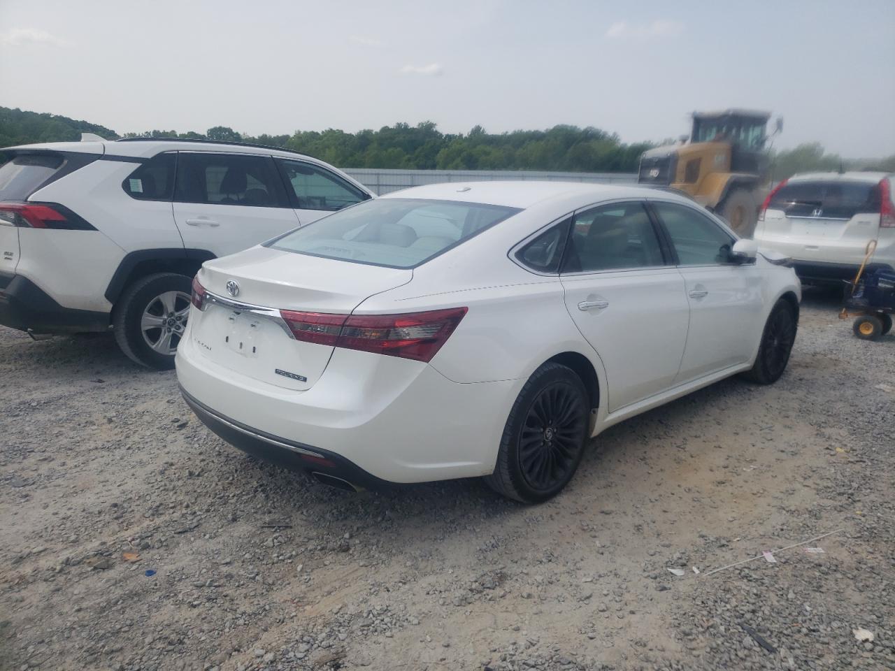 Photo 4 from auction – 2016 TOYOTA AVALON XLE with VIN 4T1BK1EB8GU197050