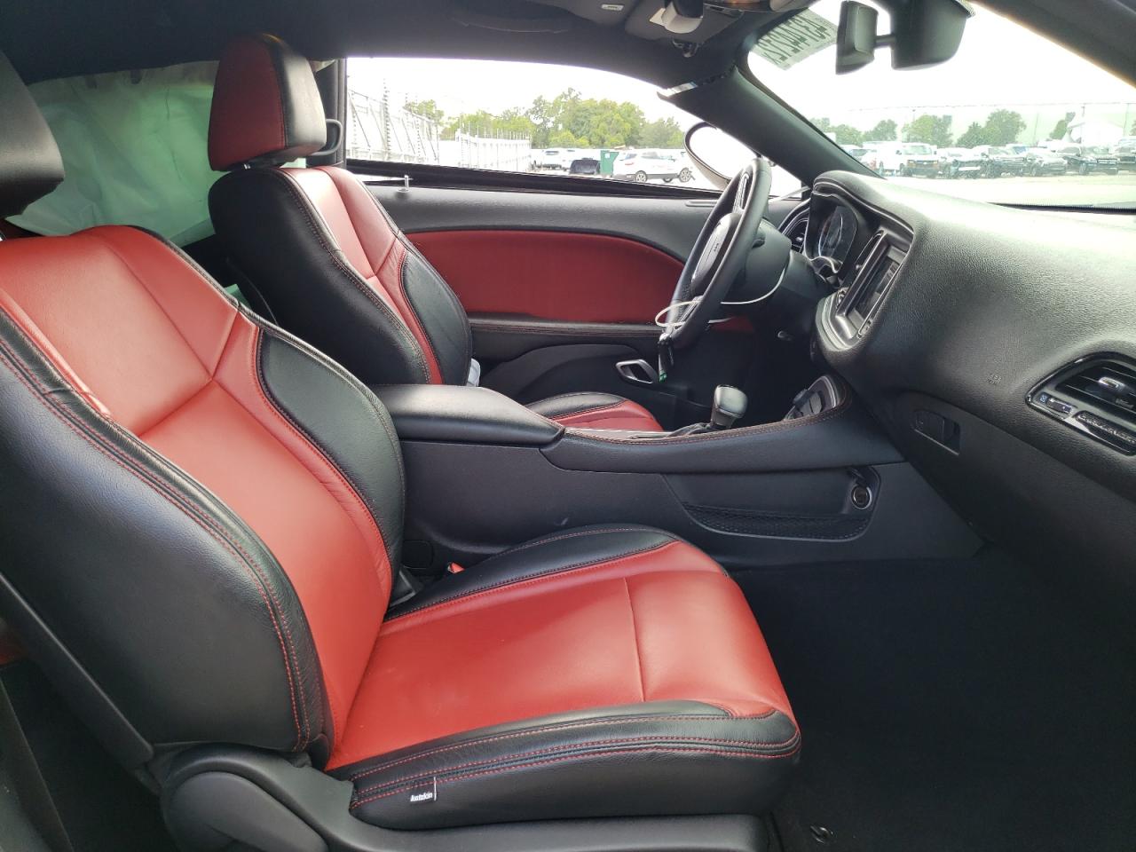 Photo 5 from auction – 2019 DODGE CHALLENGER with VIN 2C3CDZAG6KH620579