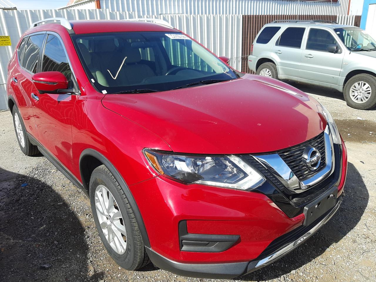 NISSAN ROGUE SV 2017 with VIN 5N1AT2MN8HC752113 - Photo from auction