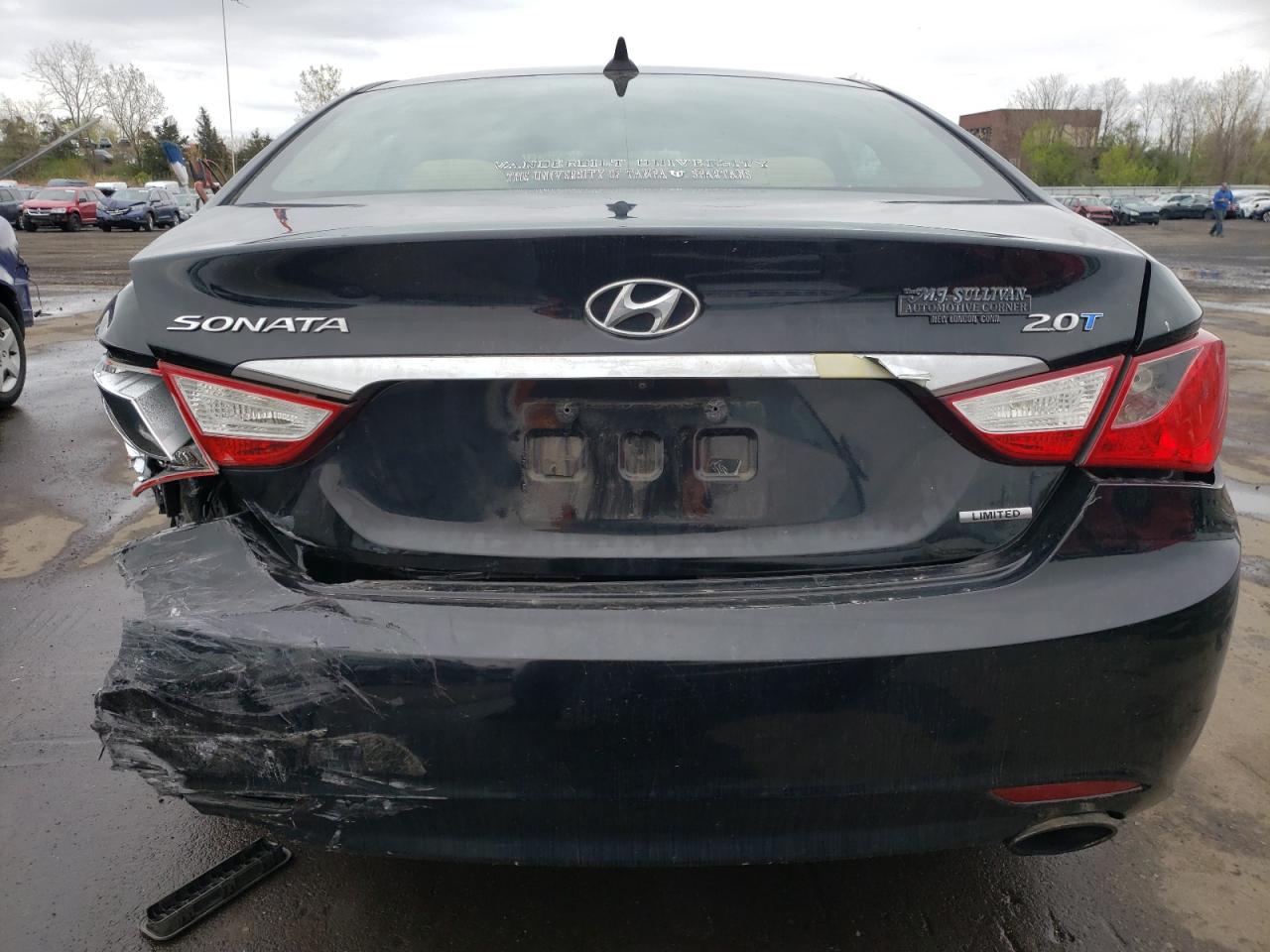 Photo 9 from auction – 2011 HYUNDAI SONATA SE with VIN 5NPEC4AB5BH263451