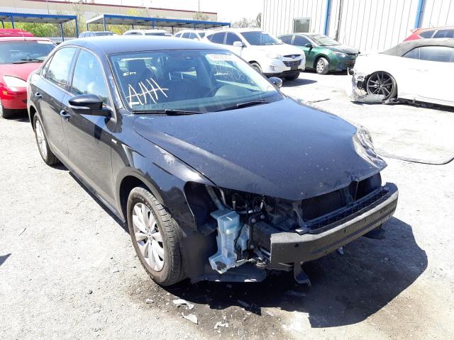 VOLKSWAGEN PASSAT S 2014 with VIN 1VWAT7A3XEC110988 - Photo from auction