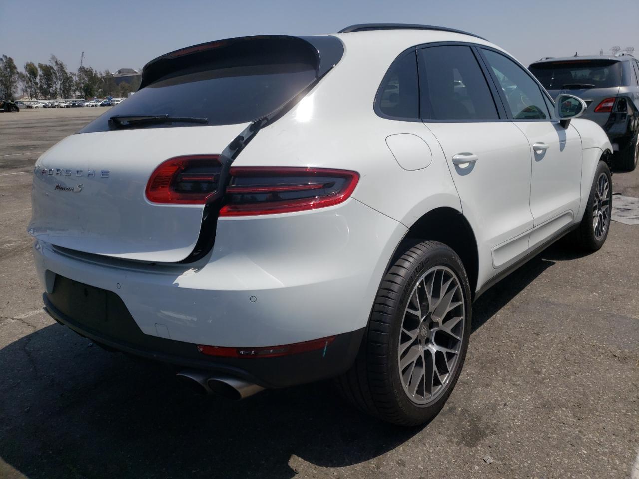 Photo 4 from auction – 2018 PORSCHE MACAN S with VIN WP1AB2A59JLB33813