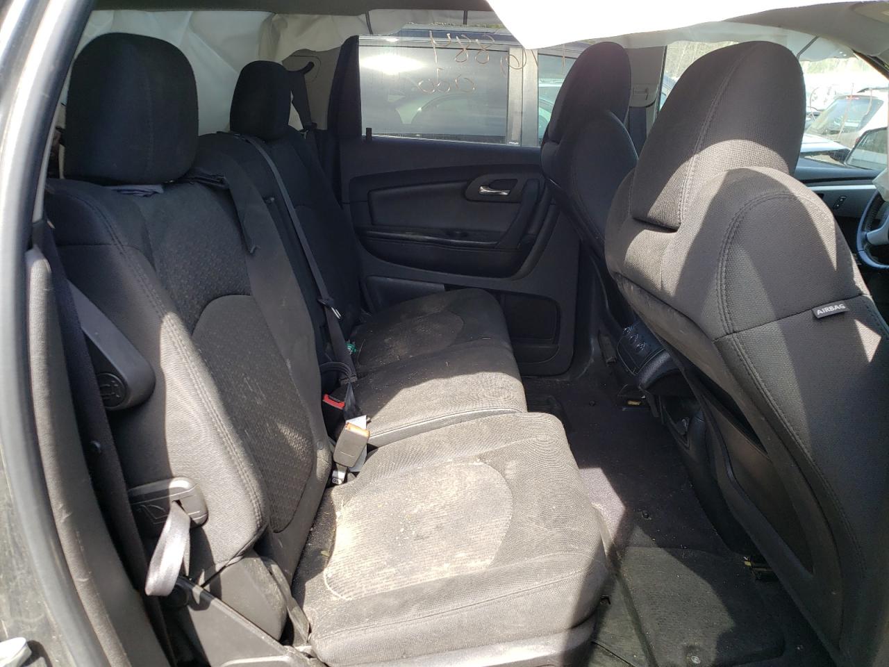 Photo 6 from auction – 2010 CHEVROLET TRAVERSE L with VIN 1GNLVFED4AS108048
