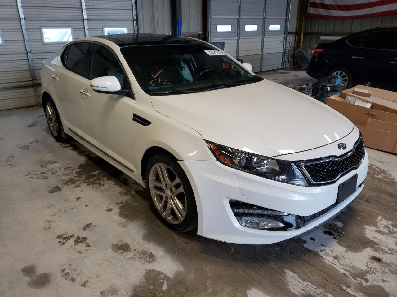 KIA OPTIMA SX 2013 with VIN 5XXGR4A6XDG179909 - Photo from auction