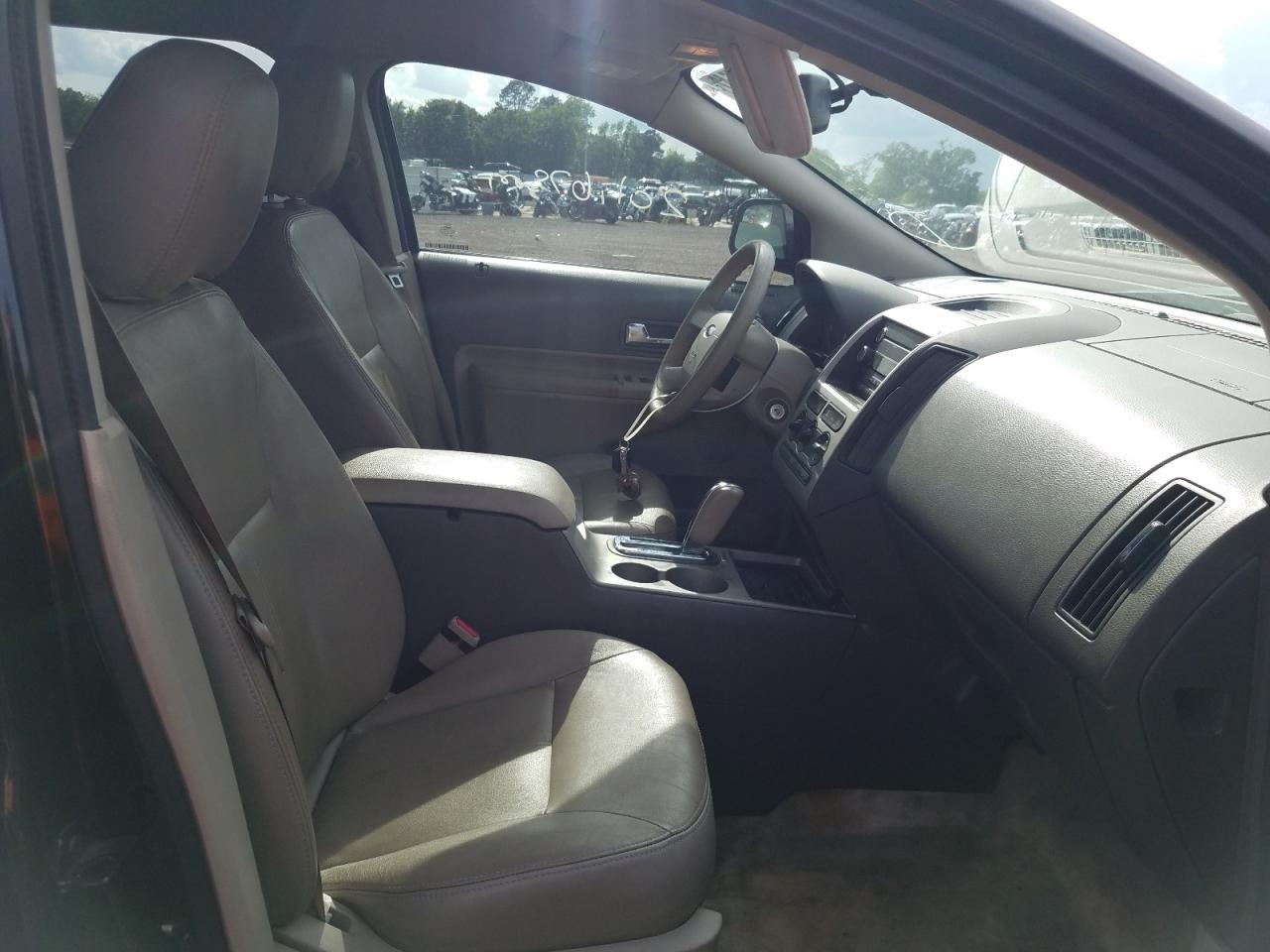 Photo 5 from auction – 2010 FORD EDGE with VIN 2FMDK3GC0ABB21278