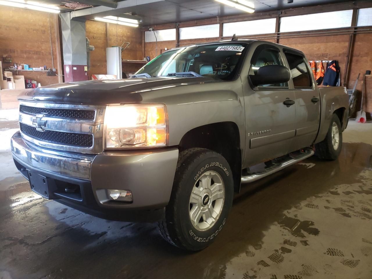 Photo 2 from auction – 2007 CHEVROLET SILVERADO with VIN 2GCEK133871690302