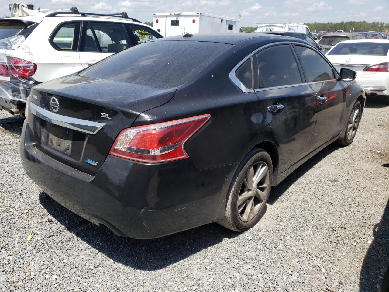 Photo 4 from auction – 2013 NISSAN ALTIMA 2.5 with VIN 1N4AL3AP1DC152470