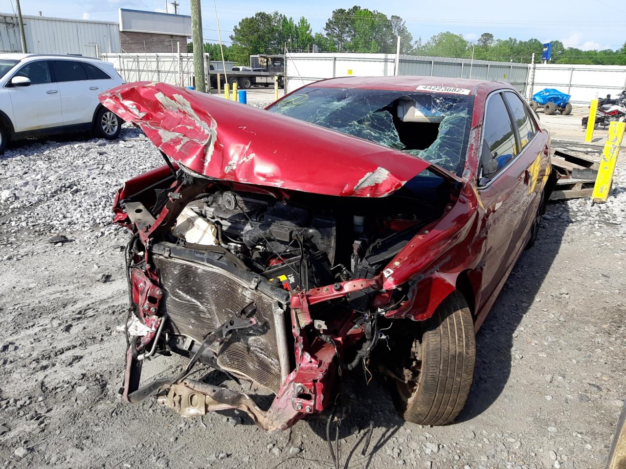 Photo 2 from auction – 2012 TOYOTA CAMRY BASE with VIN 4T1BF1FK0CU581918