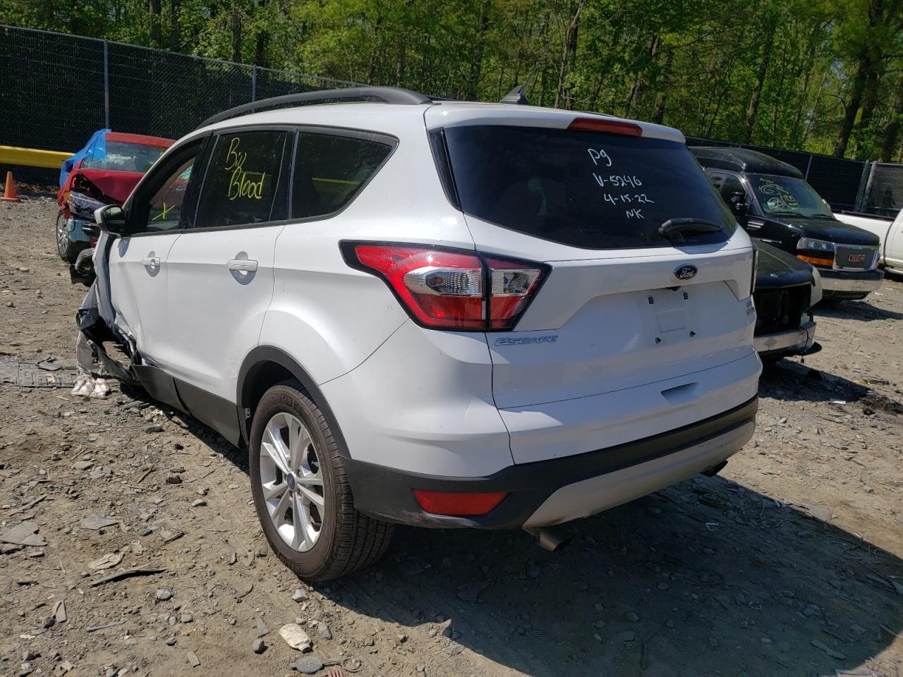 Photo 3 from auction – 2018 FORD ESCAPE SE with VIN 1FMCU9GD0JUD55240