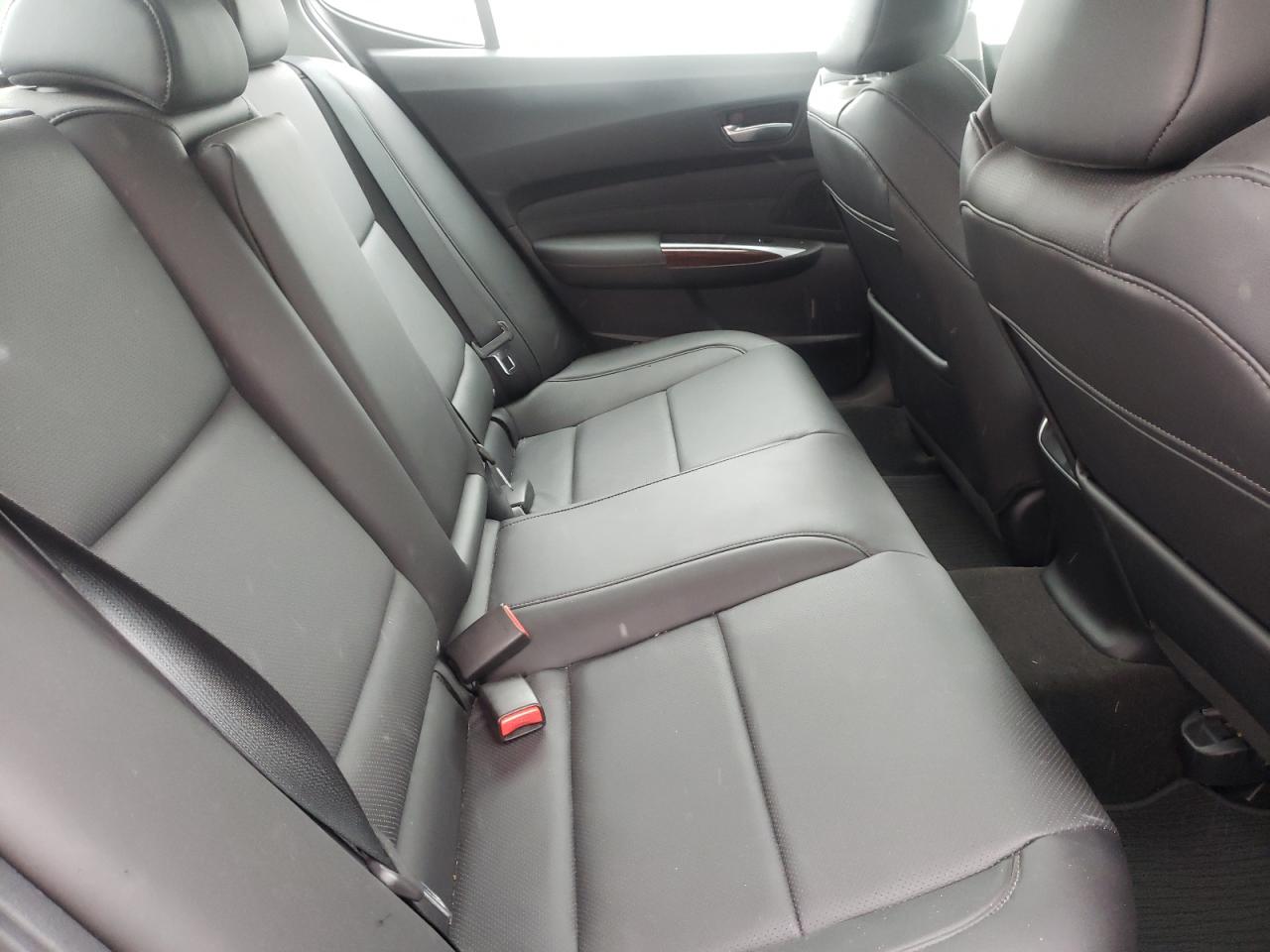 Photo 6 from auction – 2017 ACURA TLX TECH with VIN 19UUB3F55HA002138