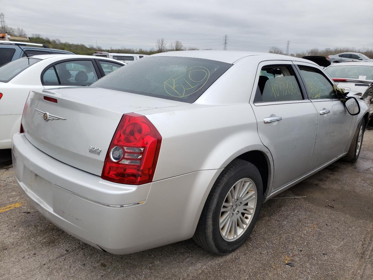 Photo 4 from auction – 2010 CHRYSLER 300 TOURIN with VIN 2C3CA4CD6AH297728