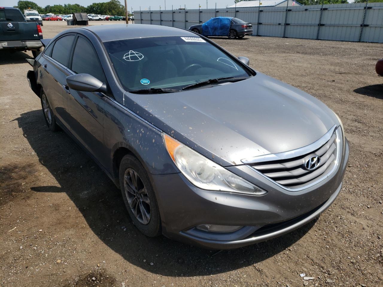HYUNDAI SONATA 2013 with VIN 5NPEB4AC6DH782958 - Photo from auction
