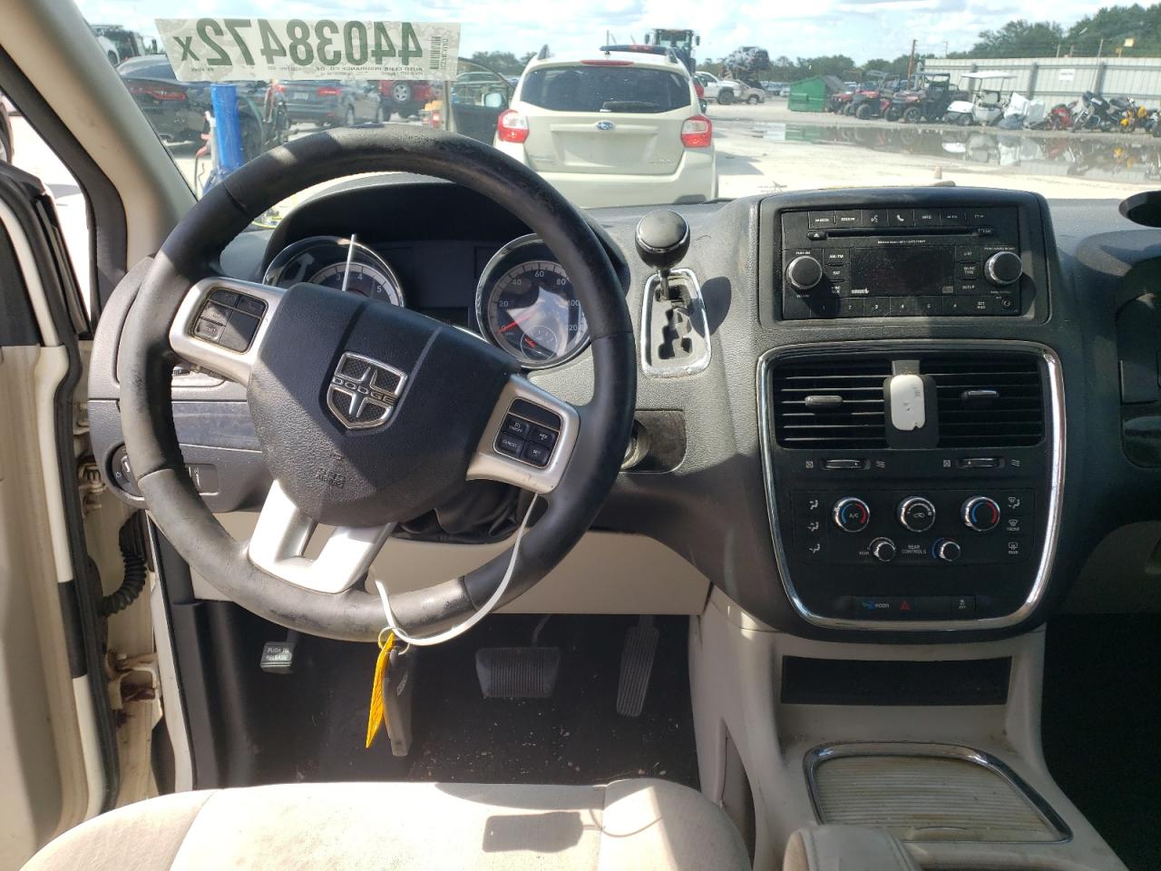 Photo 9 from auction – 2013 DODGE GRAND CARA with VIN 2C4RDGCG8DR538406