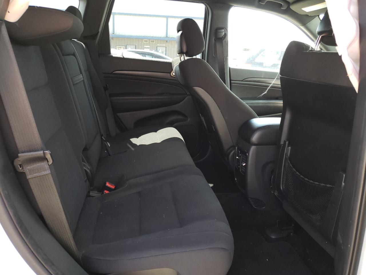 Photo 6 from auction – 2015 JEEP GRAND CHER with VIN 1C4RJFAG2FC738179