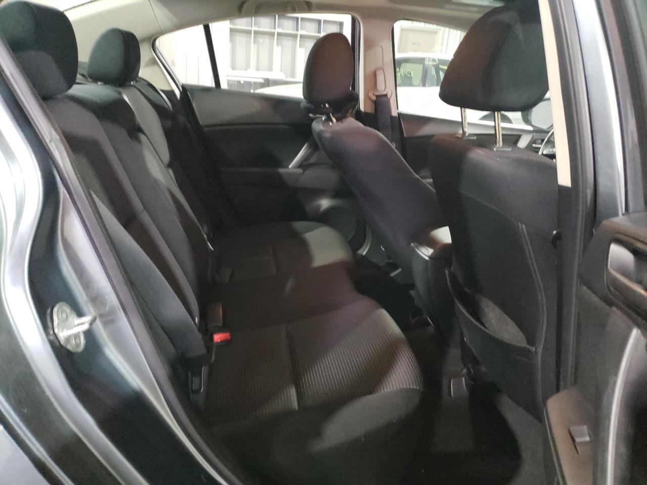 Photo 6 from auction – 2012 MAZDA 3 I with VIN JM1BL1V85C1662174