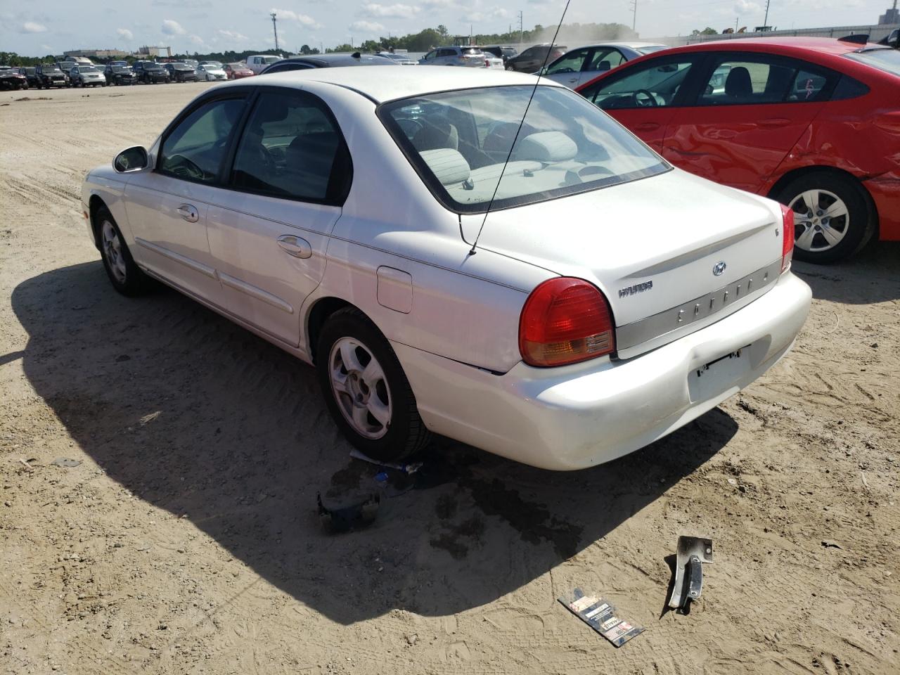 Photo 3 from auction – 2000 HYUNDAI SONATA BAS with VIN KMHWF25V6YA246027