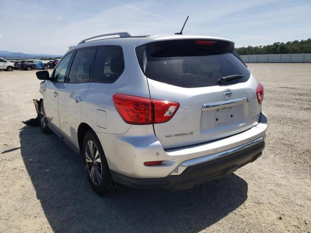 Photo 3 from auction – 2017 NISSAN PATHFINDER with VIN 5N1DR2MN5HC677950
