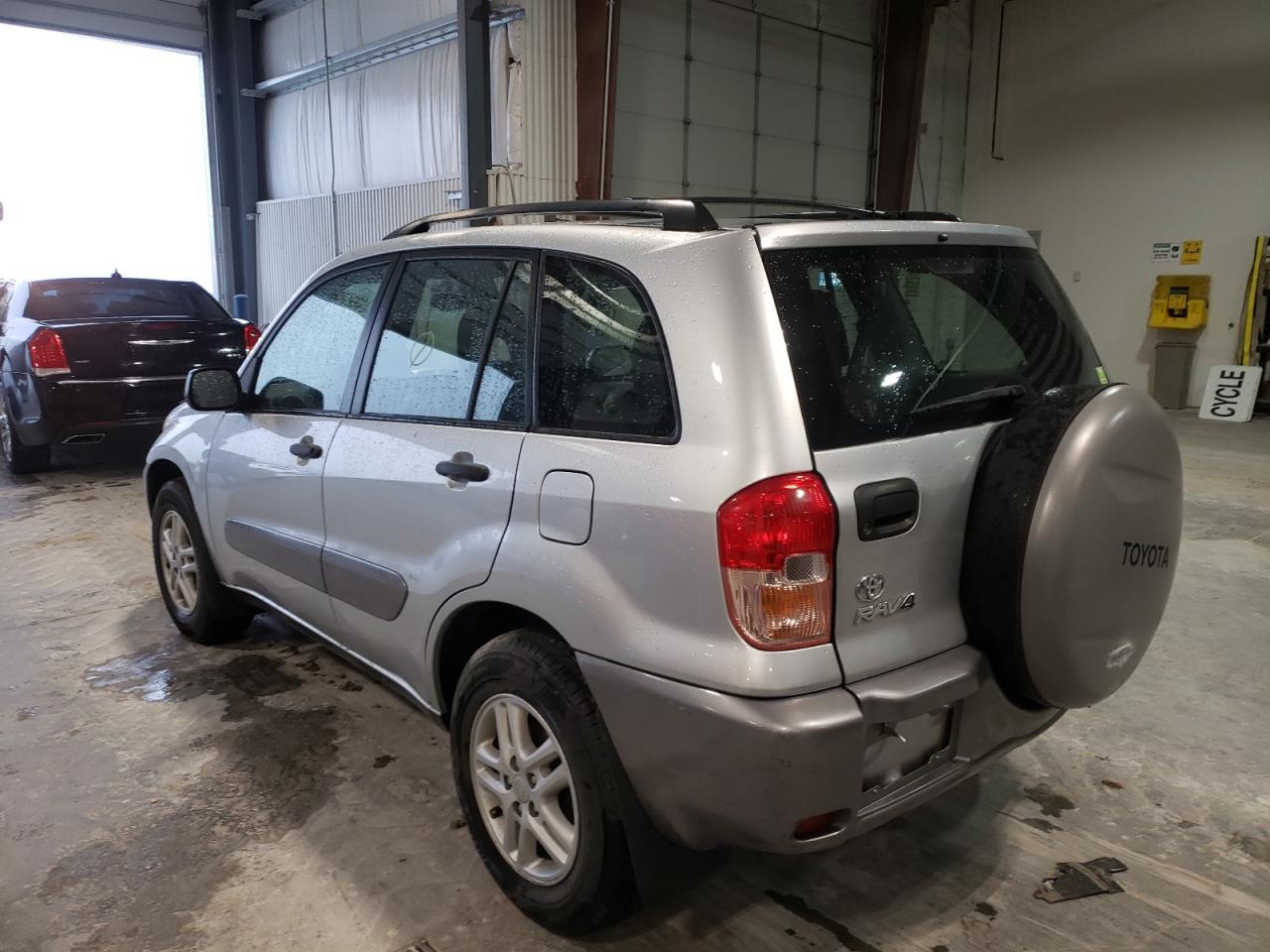 Photo 3 from auction – 2002 TOYOTA RAV4 with VIN JTEGH20V020058221