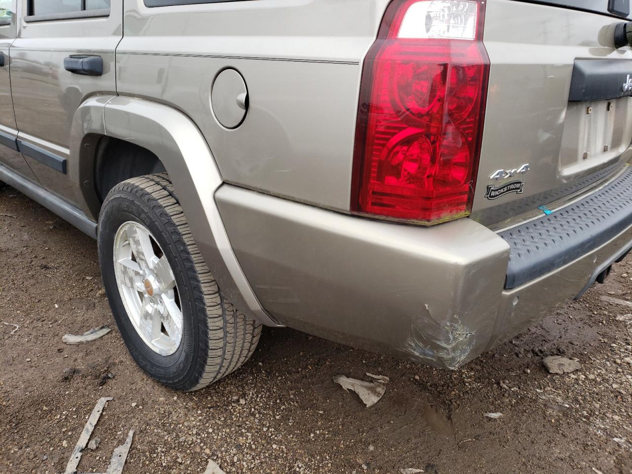 Photo 9 from auction – 2006 JEEP COMMANDER with VIN 1J8HG48N66C122450