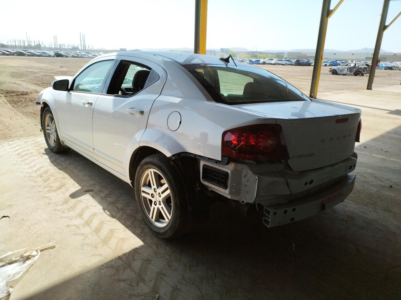 Photo 3 from auction – 2012 DODGE AVENGER SX with VIN 1C3CDZCB8CN168077