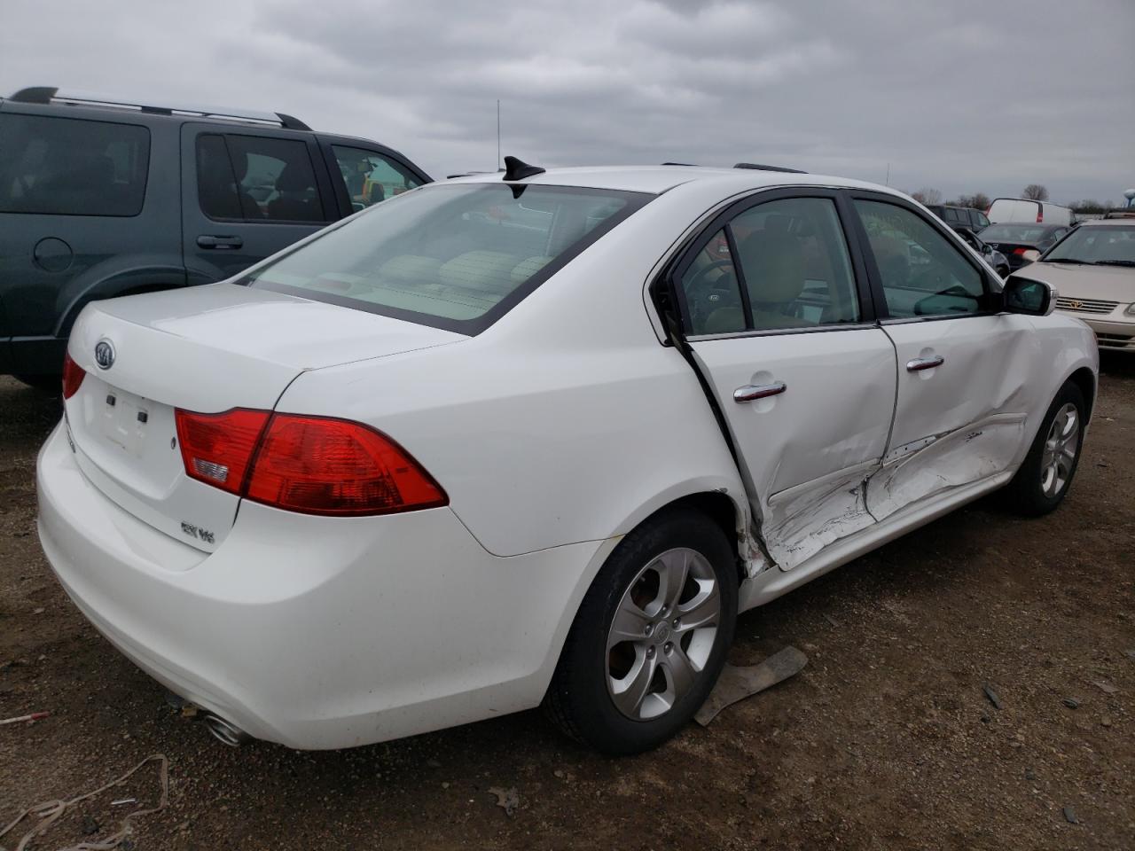 Photo 4 from auction – 2009 KIA OPTIMA LX with VIN KNAGE224695321923