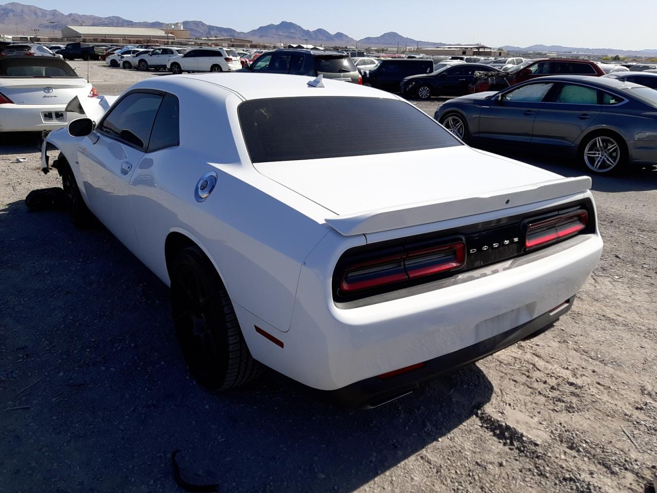 Photo 3 from auction – 2016 DODGE CHALLENGER with VIN 2C3CDZBT7GH349650