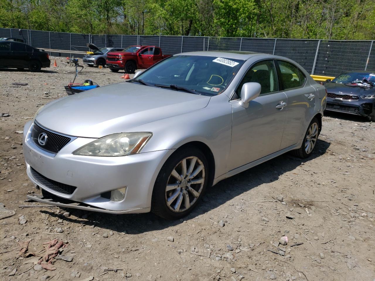 Photo 2 from auction – 2007 LEXUS IS 250 with VIN JTHCK262375013543