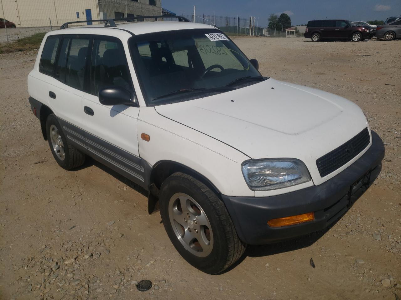 TOYOTA RAV4 1997 with VIN JT3GP10V2V7006364 - Photo from auction