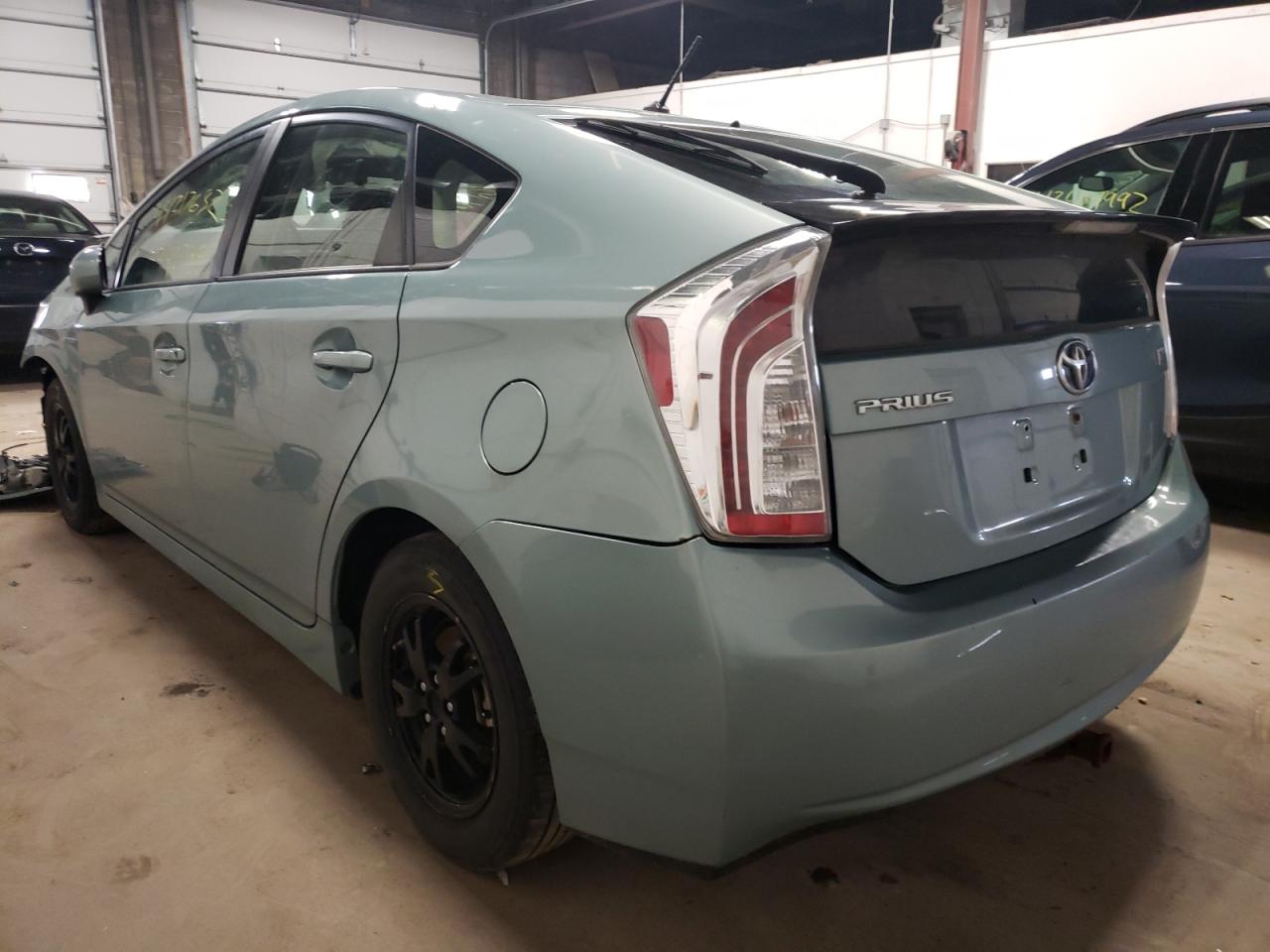 Photo 3 from auction – 2013 TOYOTA PRIUS with VIN JTDKN3DU3D5599185