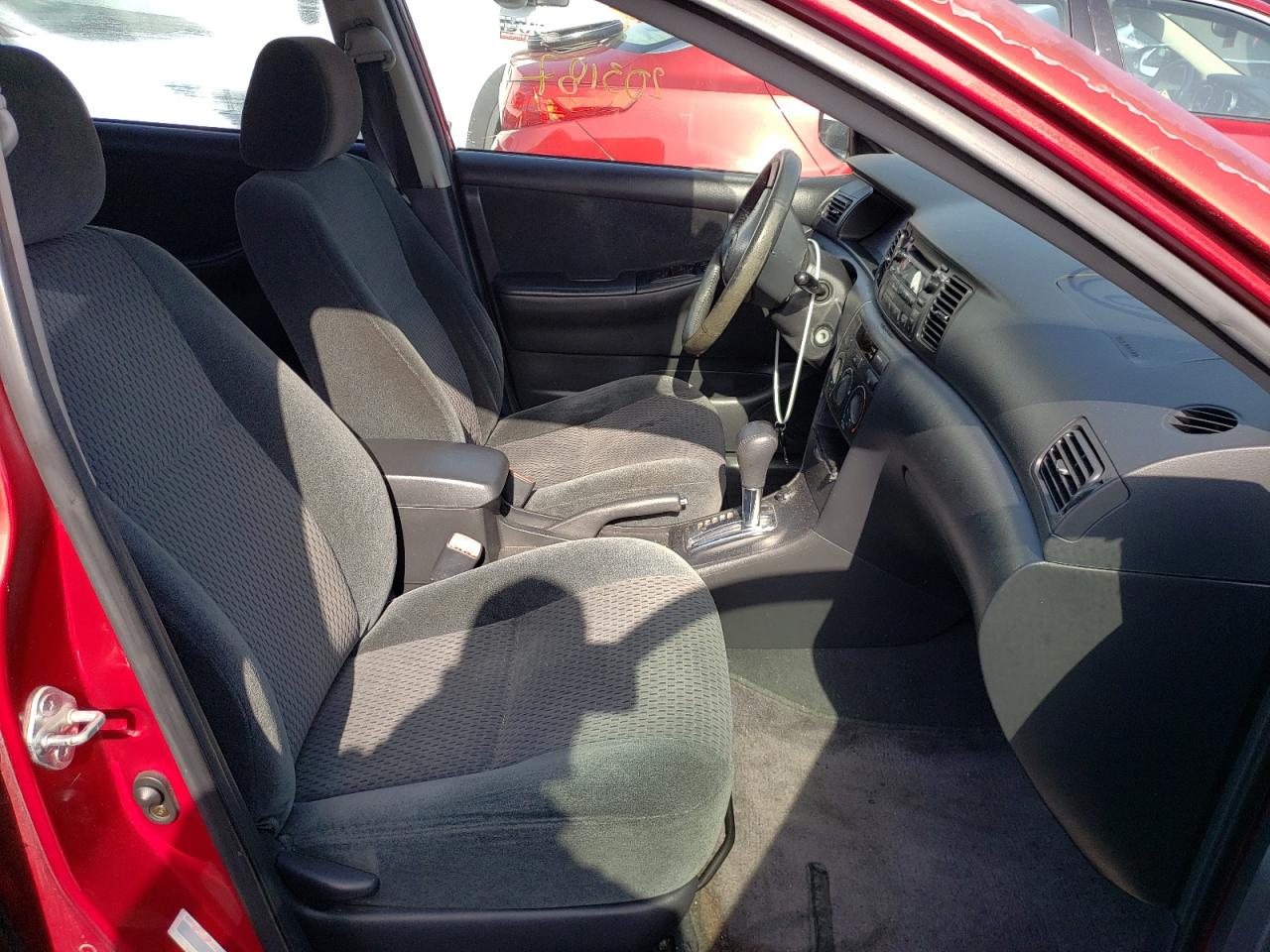 Photo 5 from auction – 2006 TOYOTA COROLLA CE with VIN 1NXBR32E66Z693887