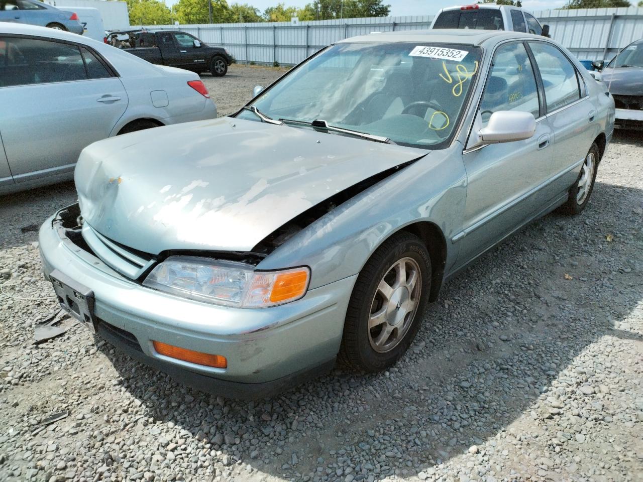 Photo 2 from auction – 1995 HONDA ACCORD EX with VIN JHMCD5667SC015864