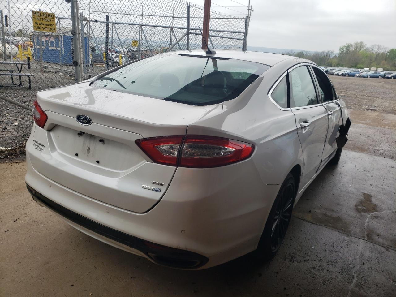 Photo 4 from auction – 2016 FORD FUSION SE with VIN 3FA6P0T9XGR295057