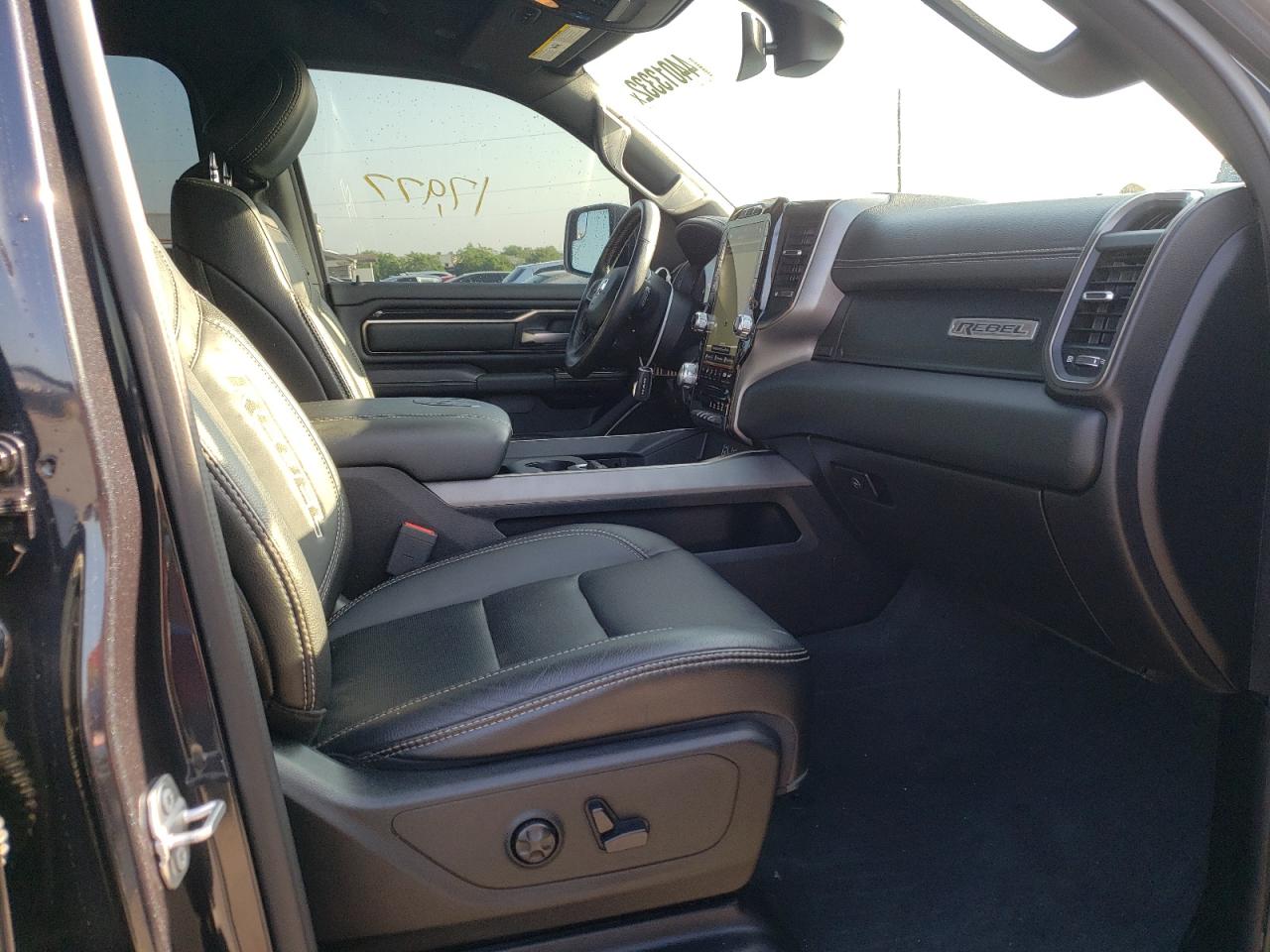 Photo 5 from auction – 2020 RAM 1500 REBEL with VIN 1C6SRFLT6LN170854