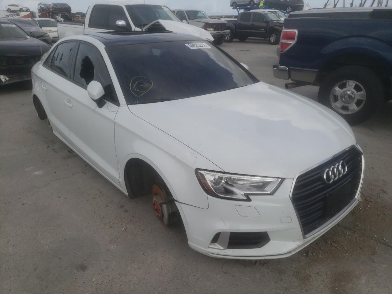 AUDI A3 PREMIUM 2018 with VIN WAUAUGFF3J1027165 - Photo from auction