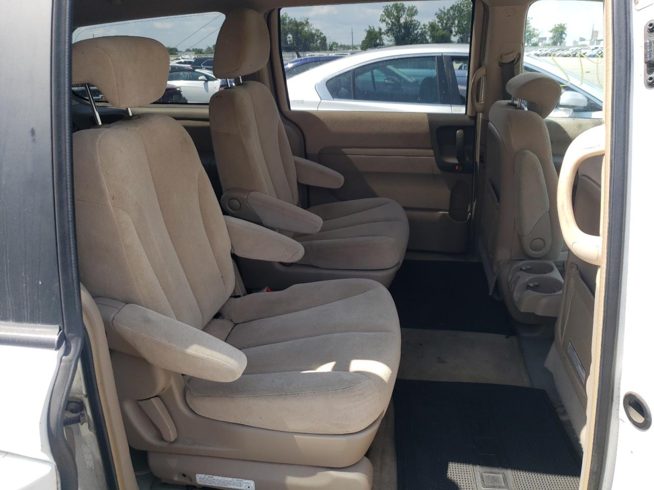 Photo 6 from auction – 2007 KIA SEDONA EX with VIN KNDMB233476168261