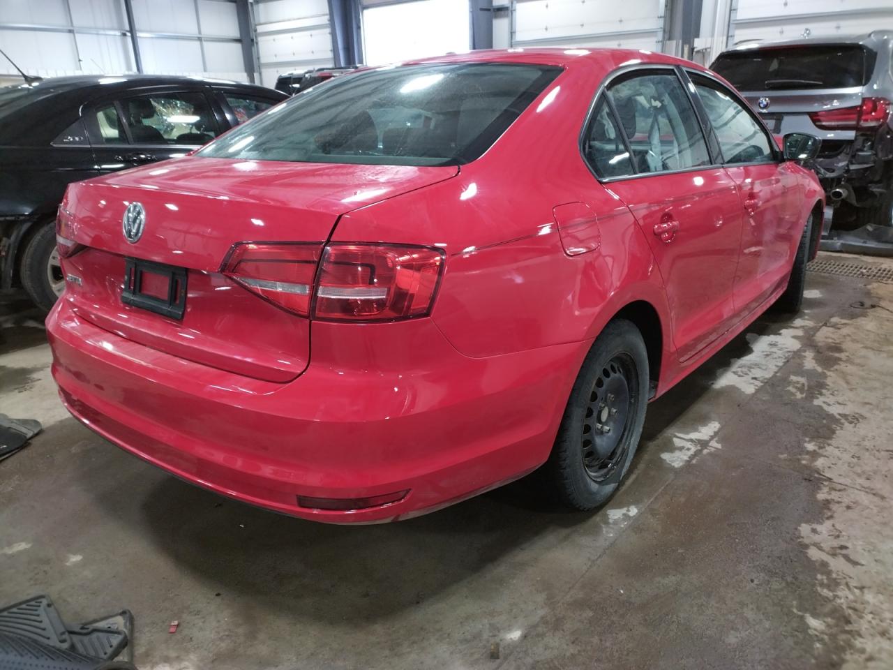 Photo 4 from auction – 2015 VOLKSWAGEN JETTA BASE with VIN 3VW2K7AJ2FM298489