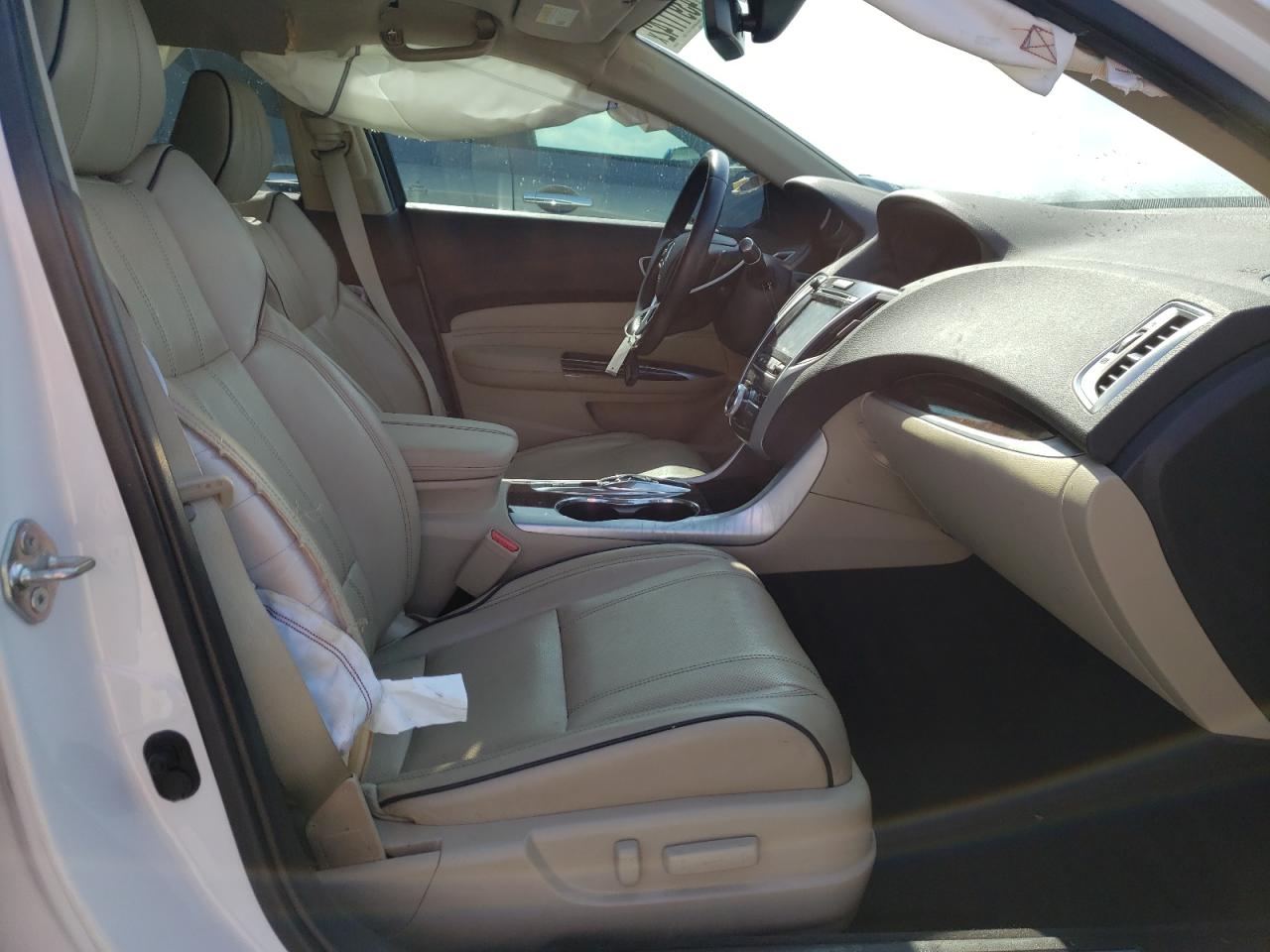 Photo 5 from auction – 2018 ACURA TLX TECH with VIN 19UUB2F50JA010082