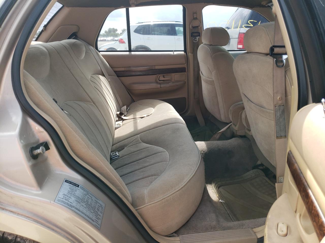 Photo 6 from auction – 1997 MERCURY GRAND MARQ with VIN 2MELM74WXVX676679