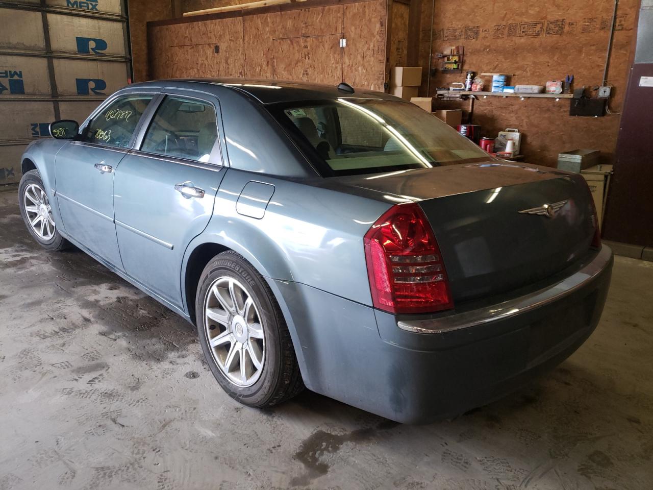 Photo 3 from auction – 2005 CHRYSLER 300C with VIN 2C3AA63H35H566294