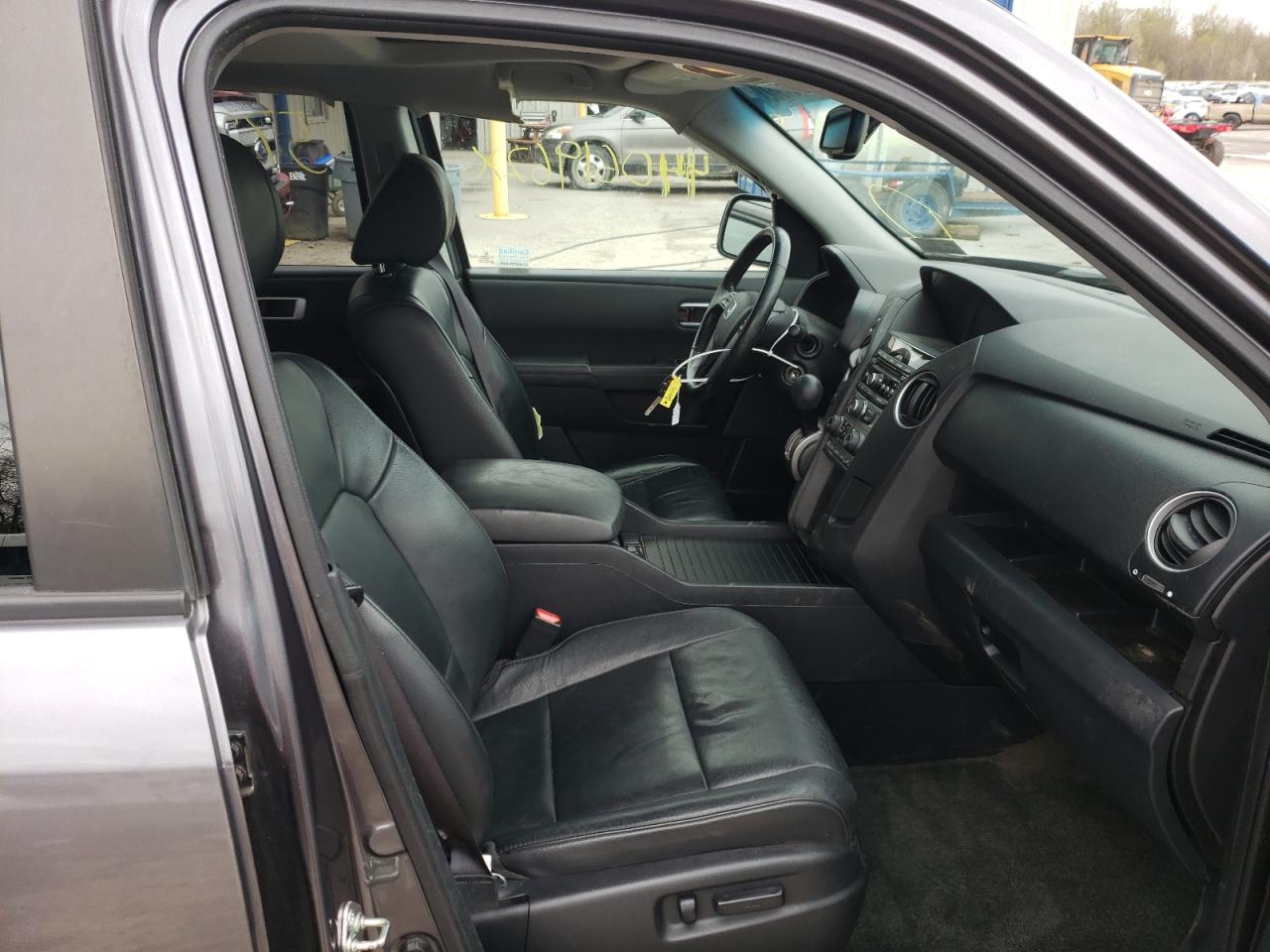 Photo 5 from auction – 2015 HONDA PILOT EXL with VIN 5FNYF4H57FB063129