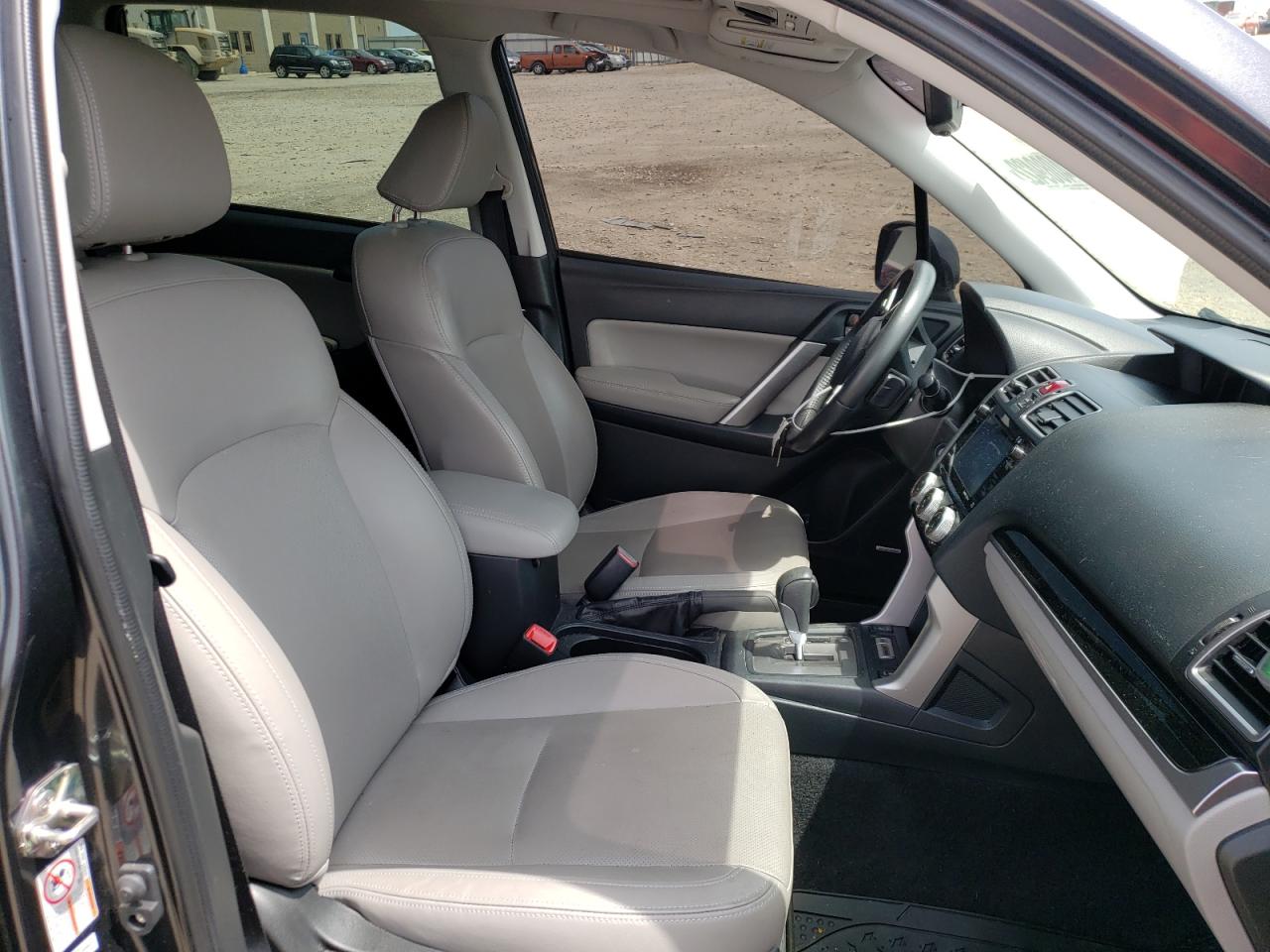 Photo 5 from auction – 2018 SUBARU FORESTER 2 with VIN JF2SJALC5JH600633