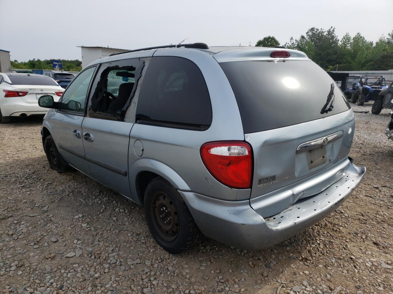 Photo 3 from auction – 2005 CHRYSLER TOWN & COU with VIN 1C4GP45R95B174900