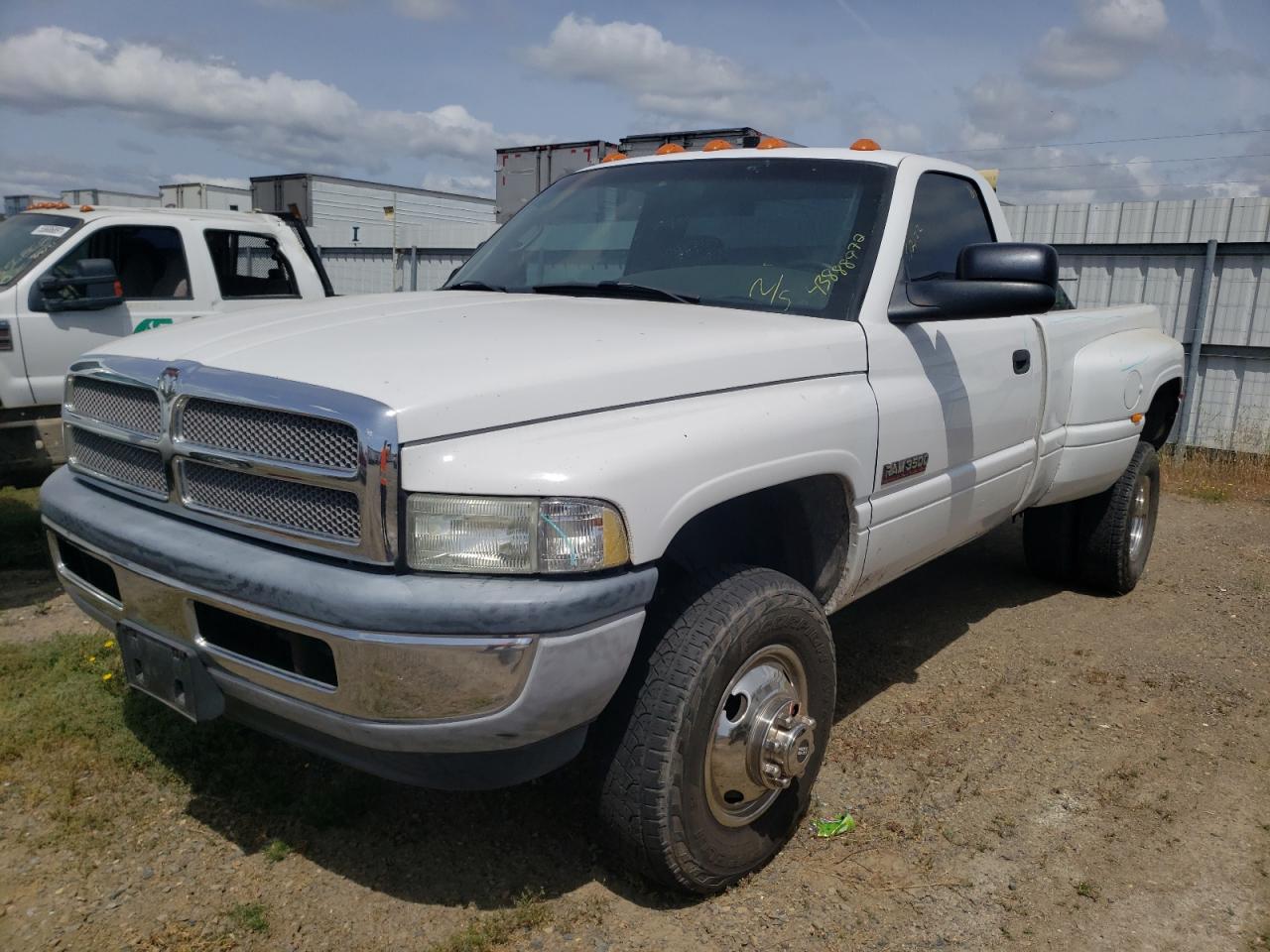 Photo 2 from auction – 2002 DODGE RAM 3500 with VIN 3B6MC36612M259235