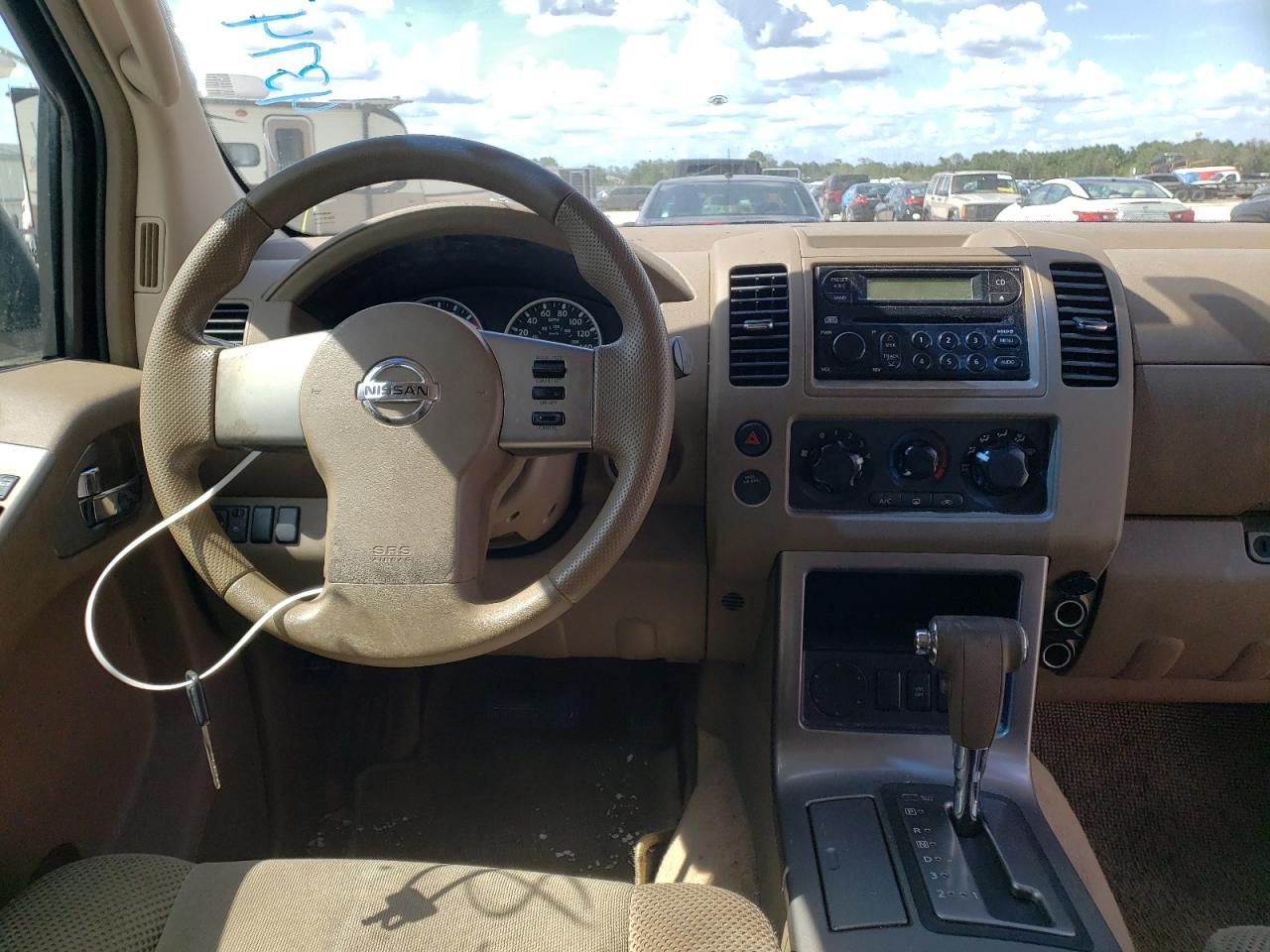 Photo 9 from auction – 2006 NISSAN PATHFINDER with VIN 5N1AR18U76C602209