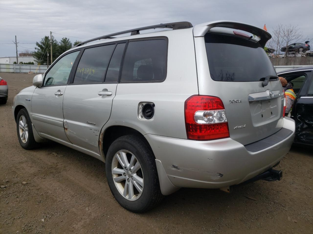 Photo 3 from auction – 2006 TOYOTA HIGHLANDER with VIN JTEEW21A560026931