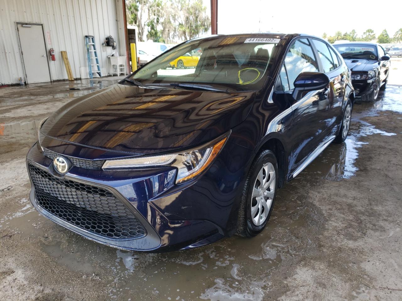 Photo 2 from auction – 2021 TOYOTA COROLLA LE with VIN 5YFEPMAE8MP161968