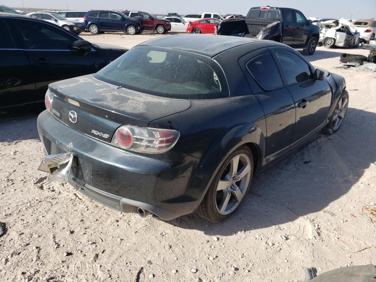 Photo 4 from auction – 2005 MAZDA RX8 with VIN JM1FE173150146674