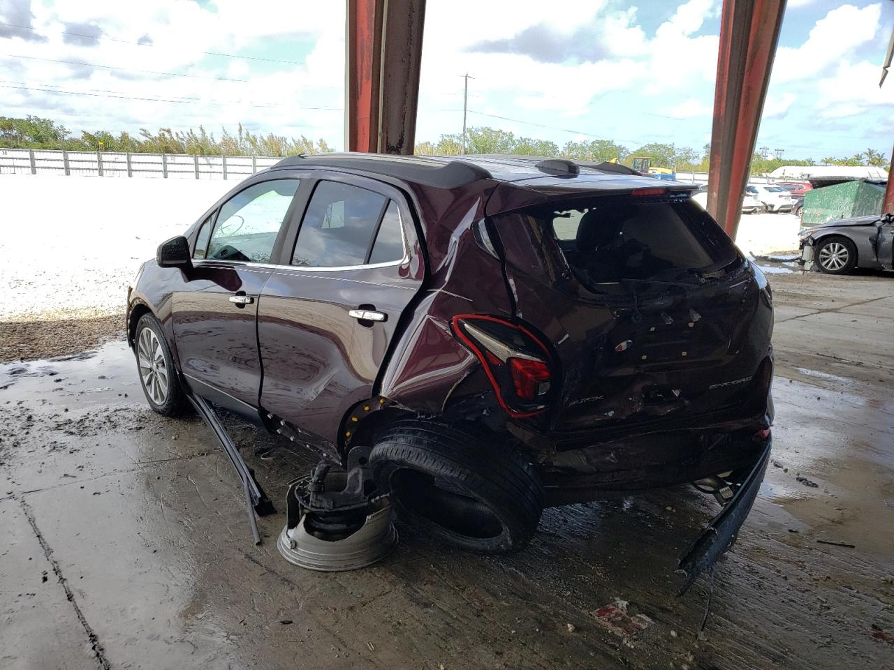 Photo 3 from auction – 2017 BUICK ENCORE PRE with VIN KL4CJASB8HB198061